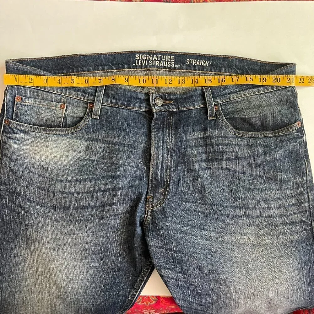 Levi's Straight Leg Blue Jeans Size 40X32